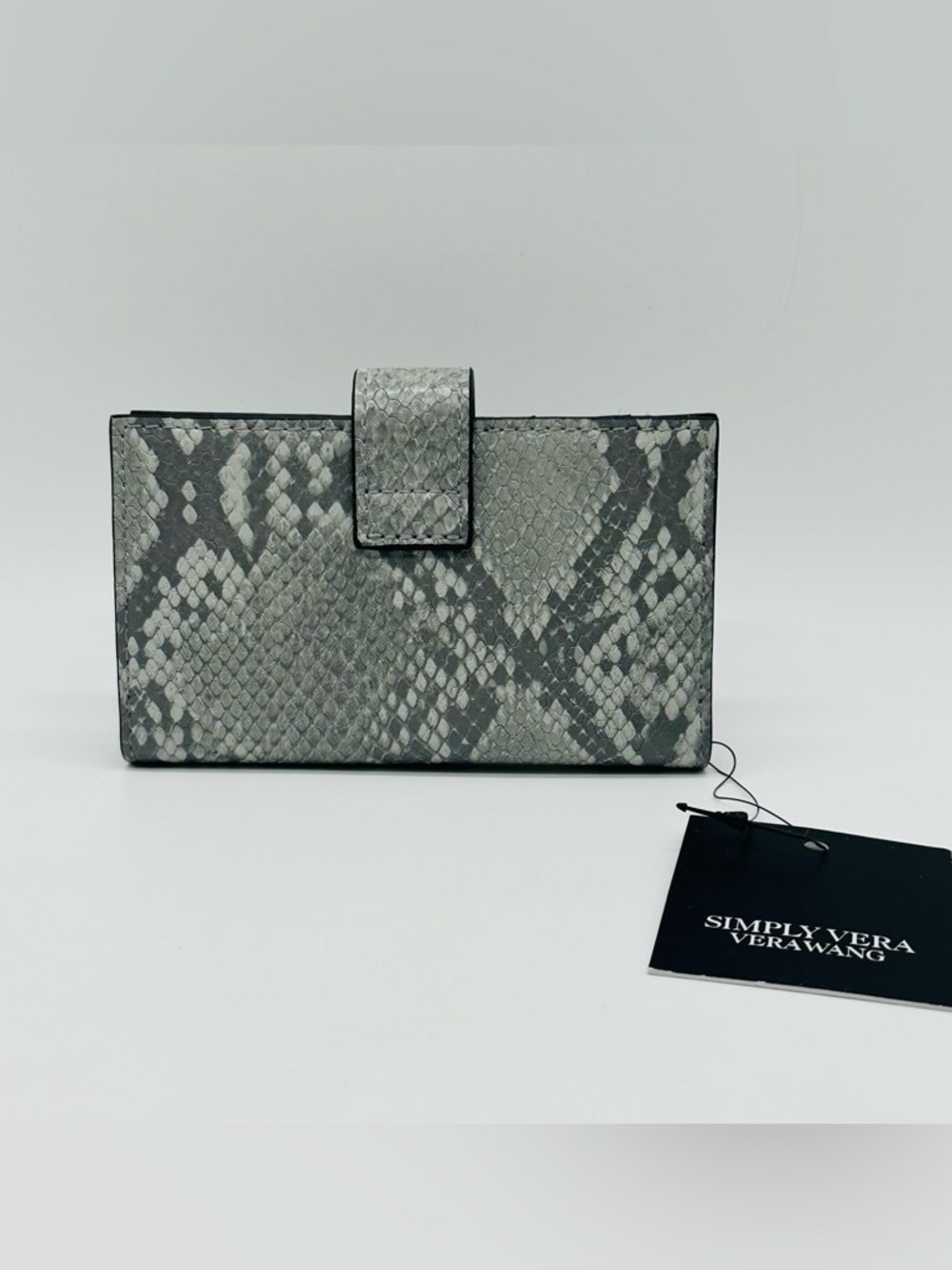 Simply Vera Vera Wang Nova Card Case Wallet Gray Python Snakeskin Print